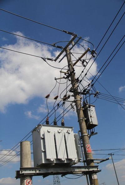 如何計算變壓器一,二次的電流及導線電纜的安全載流量計算